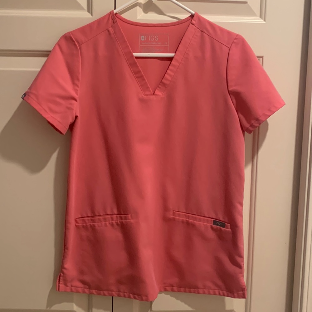 FIGS scrub top neon pink Casma XS